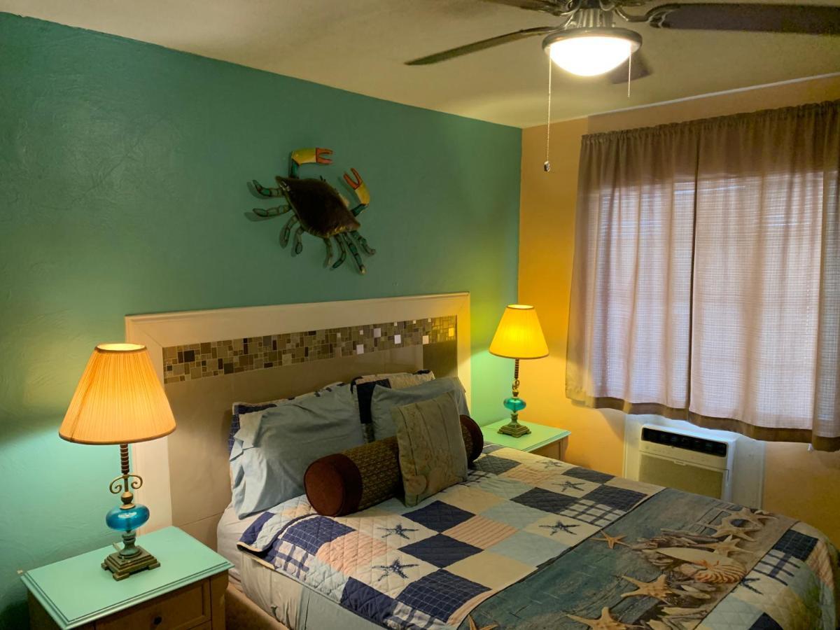 Michaels Siesta Motel St. Petersburg Kültér fotó